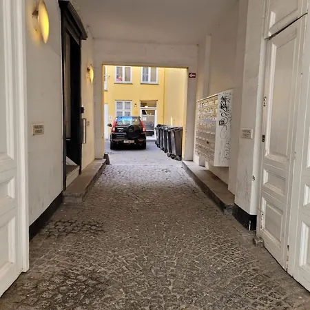 Close To Norreport 201 *